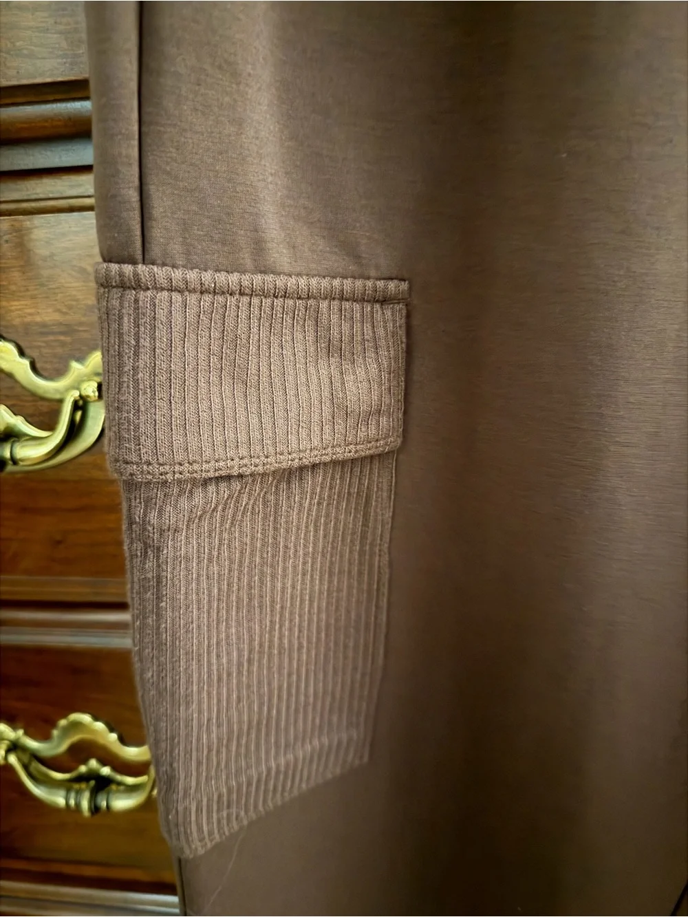 Women's Cargo Sweatpants in Brown – Casual Drawstring Pants